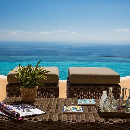 Lemoni Skala - Heated Infinity Pool With Sea Views & Outside Cinema וילה