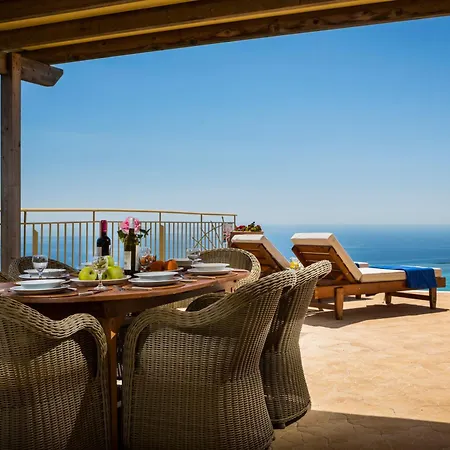 Villa Lemoni Skala - Heated Infinity Pool With Sea Views & Outside Cinema *